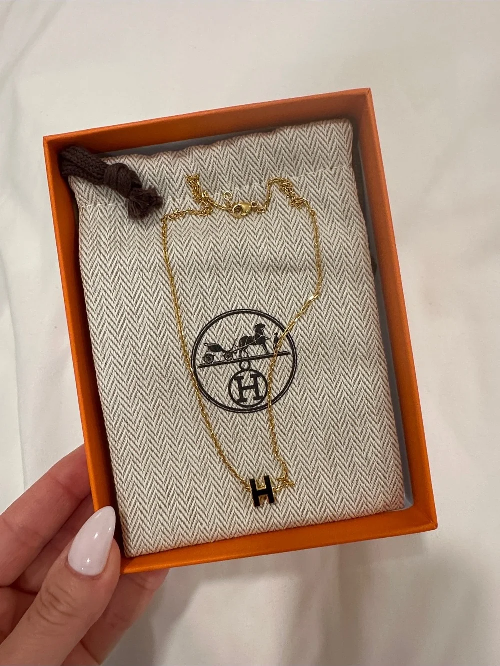 Hermes Gold H Logo Pendant Necklace - Gold